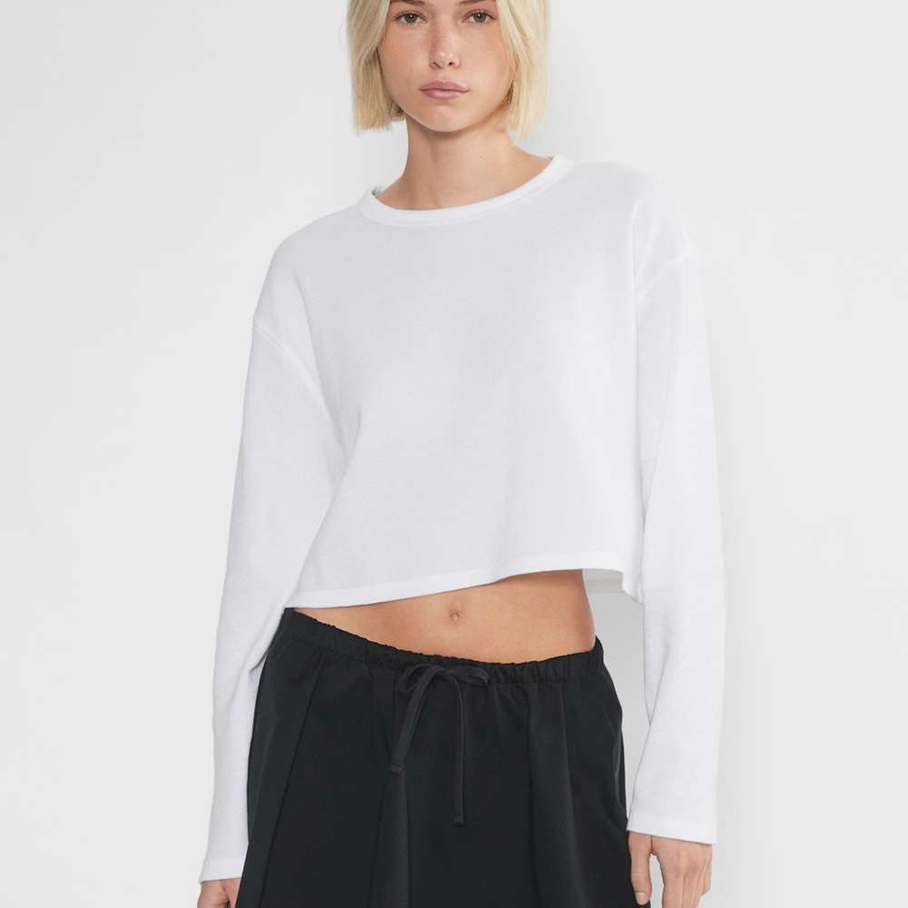 Women's White Cropped Top